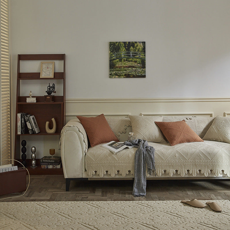Cozy Footprints Quilted Sofa Cover NCU0NNT2824
